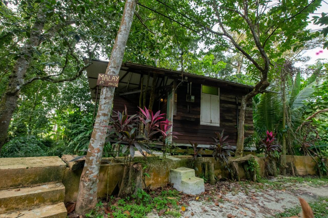 Nature Fruit Farm - Private Estate Balik Pulau Exterior foto